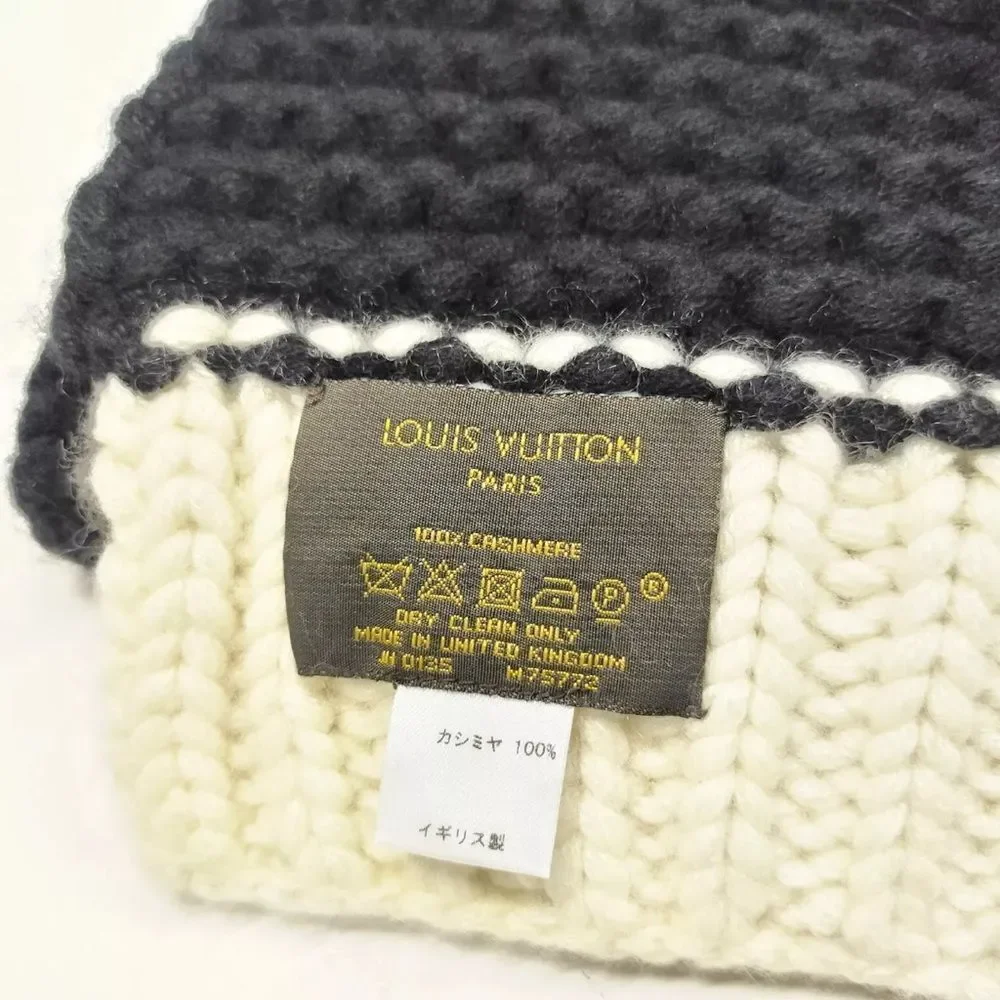 Louis Vuitton Black White Chunky Knit Cashmere Scarf Stole Muffler Shawl Pin